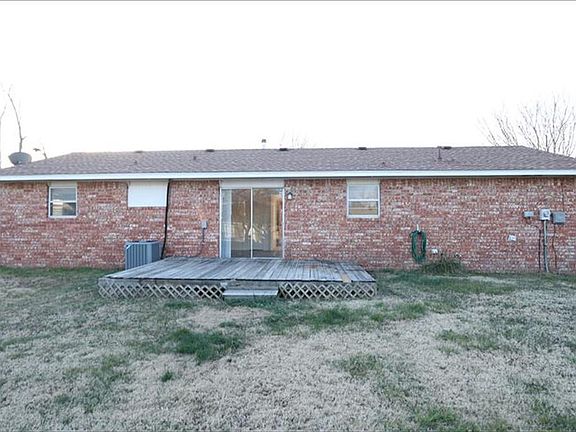 5th image of 279 S 163rd Ave E