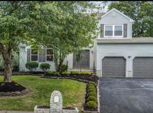 7 Macintosh Ct, Jackson, NJ