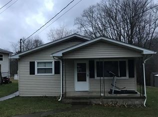 1290 Old Farm Rd #C, Daniels, WV 25832