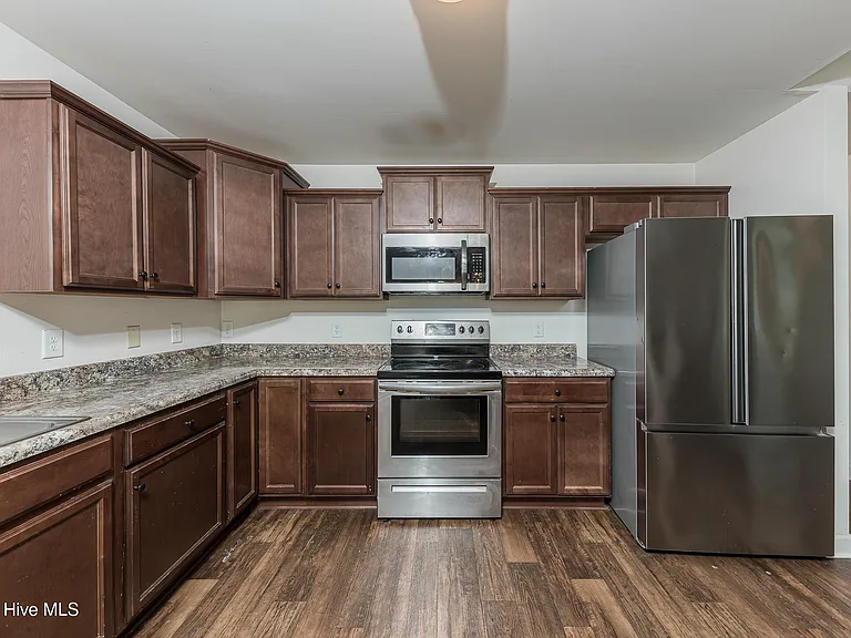 100 Mingo Dr — Photo 13