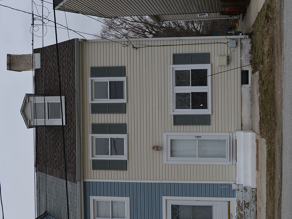 1st image of 226 Franklin St