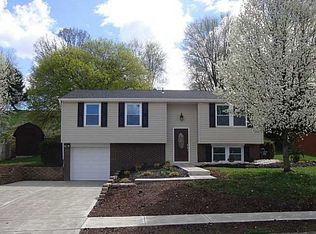 163 Valley Green Dr, Coraopolis, PA