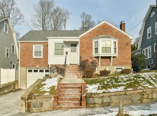52 Dale Ave, Quincy, MA 02169