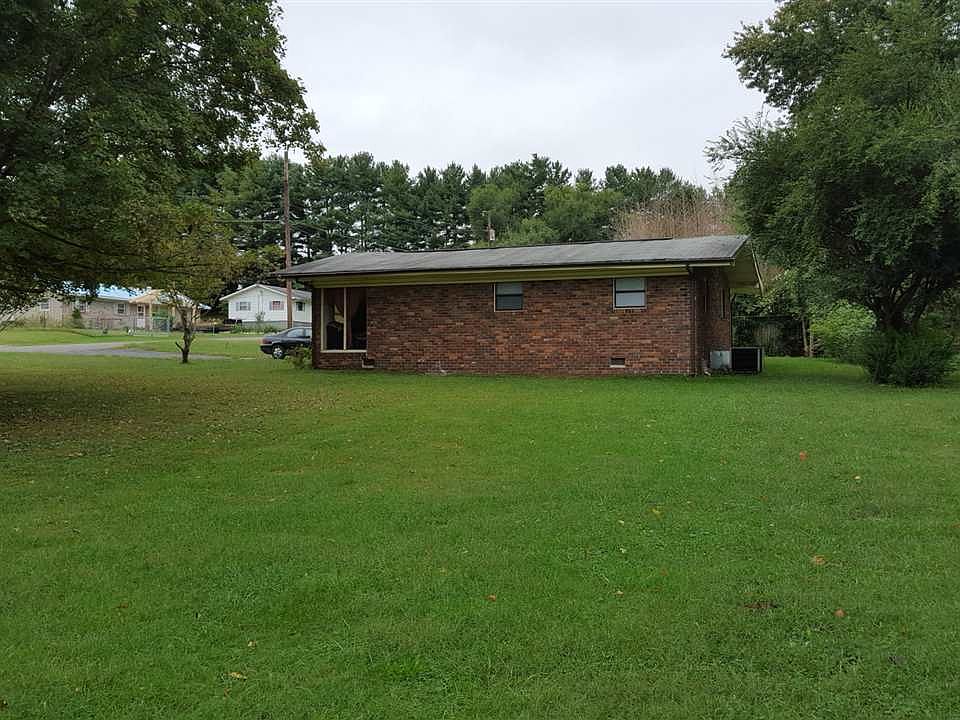 2nd image of 1205 Virginia Ave