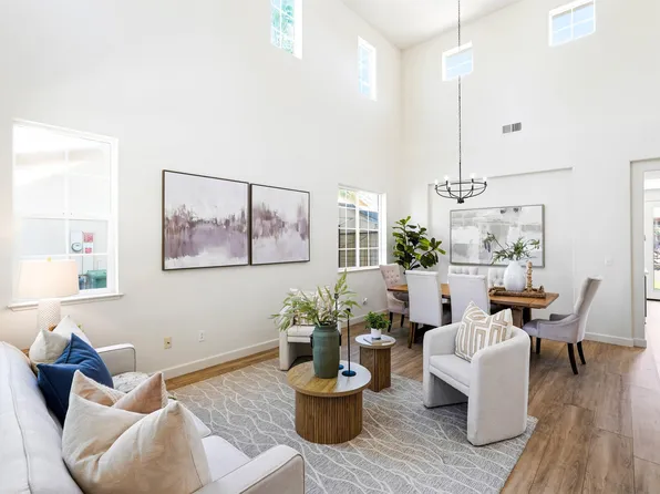 2324 Fortuna Ln, Tracy, CA 95377