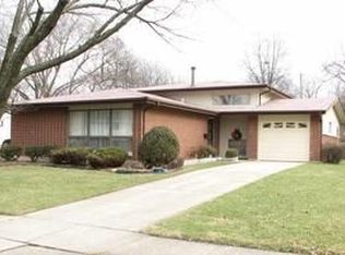 319 Douglas St, Park Forest, IL