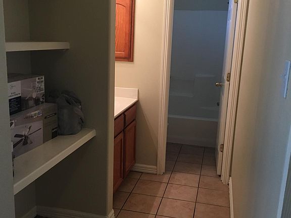 3rd image of 2105 Aruba Dr APT 2