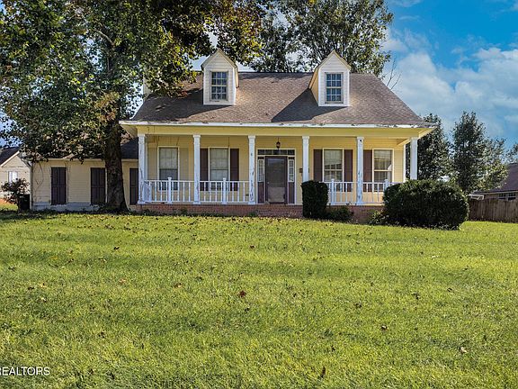 2nd image of 441 Dairy Ln