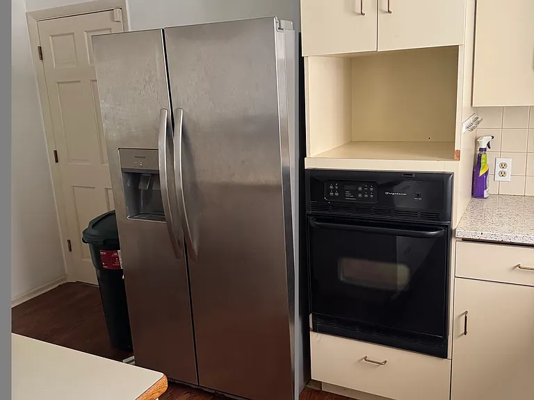 2527 Greenway St — Photo 14