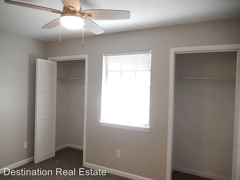 4881 Old Bainbridge Rd — Photo 9