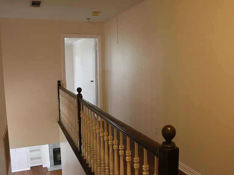 629 Park Place Dr — Photo 16