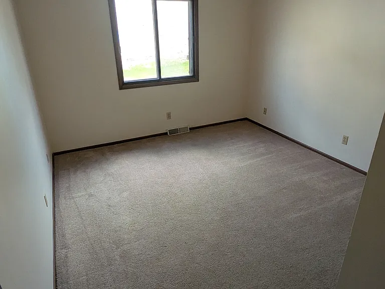 4225 N 104th St #3 — Photo 15