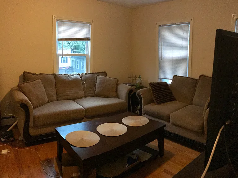 1 Union St #4 — Photo 3