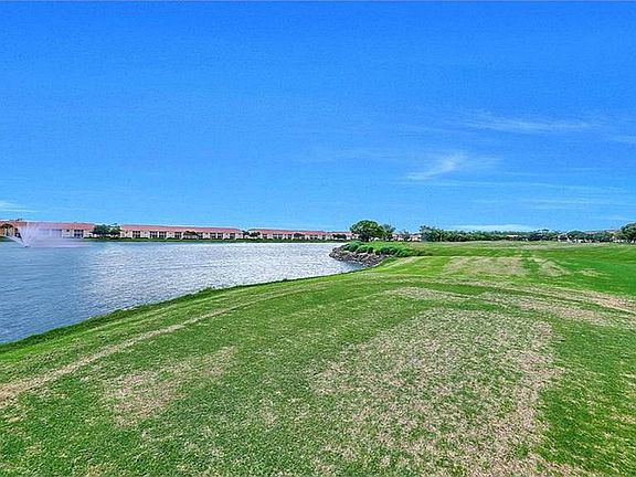 3rd image of 2720 Cypress Trace Cir APT 2923