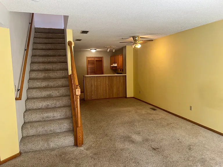 2240 Ranchview Ln N #83 — Photo 4