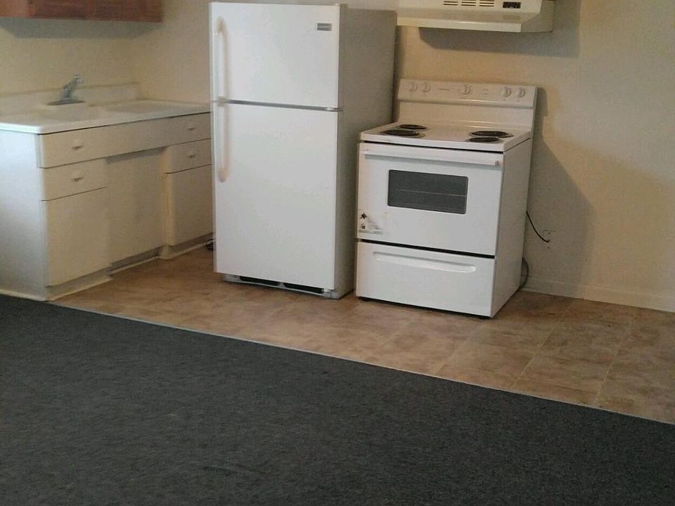 2nd image of 3804 Spring Garden St Ste D