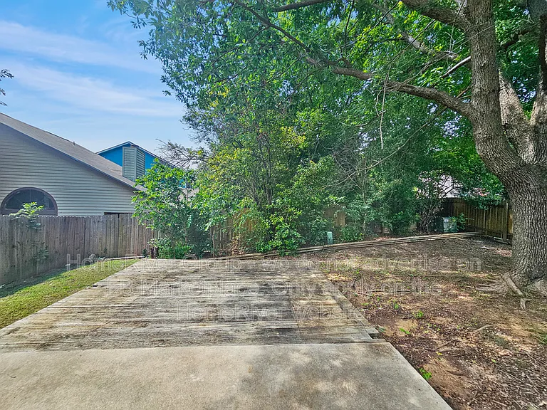 9906 Calico Pass — Photo 18