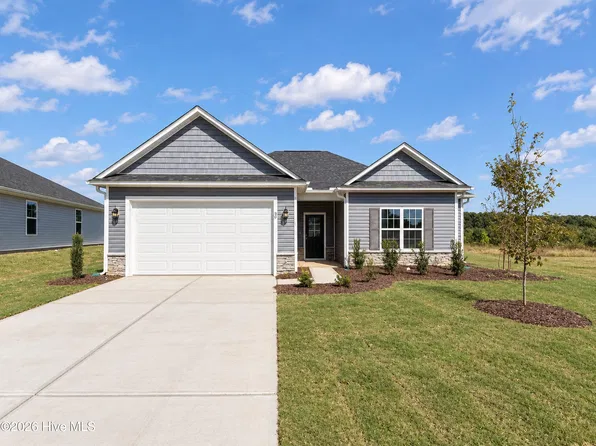 39 E Emily Gardens Drive, Selma, NC 27576