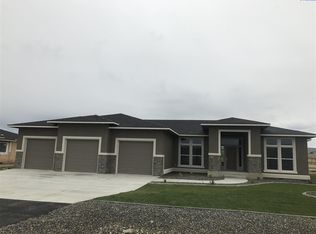 84705 Sagebrush, Kennewick, WA 99338