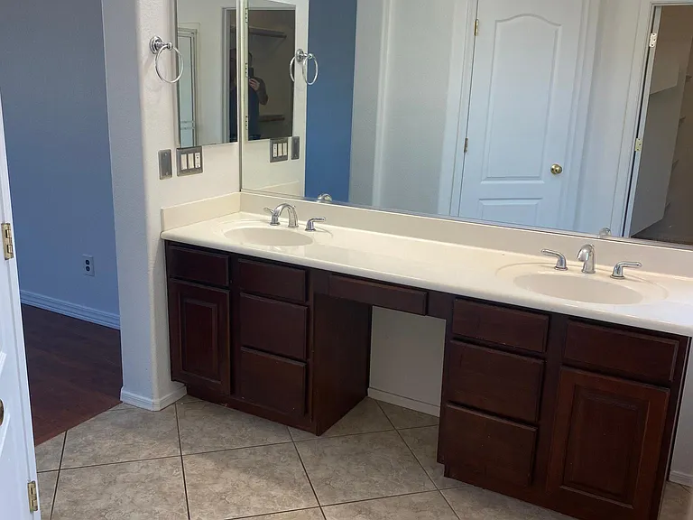 14574 W Mandalay Ln — Photo 6