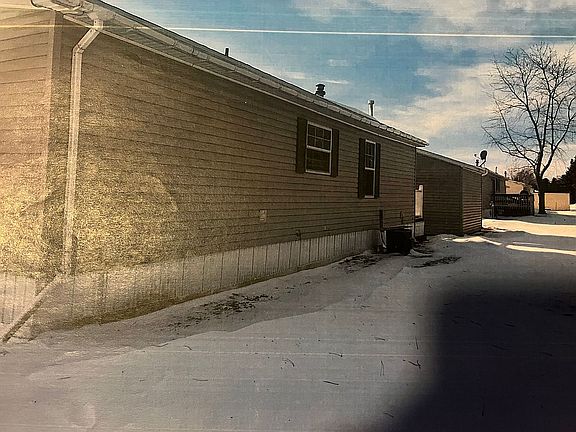 5th image of 7204 E Grand River Ave Lot 90