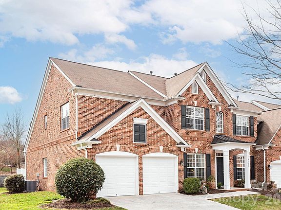 2nd image of 8124 Oratorio Pl
