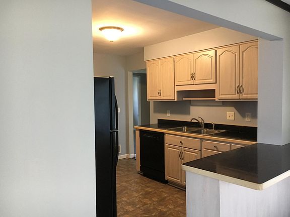 5th image of 6580 Greentree Dr