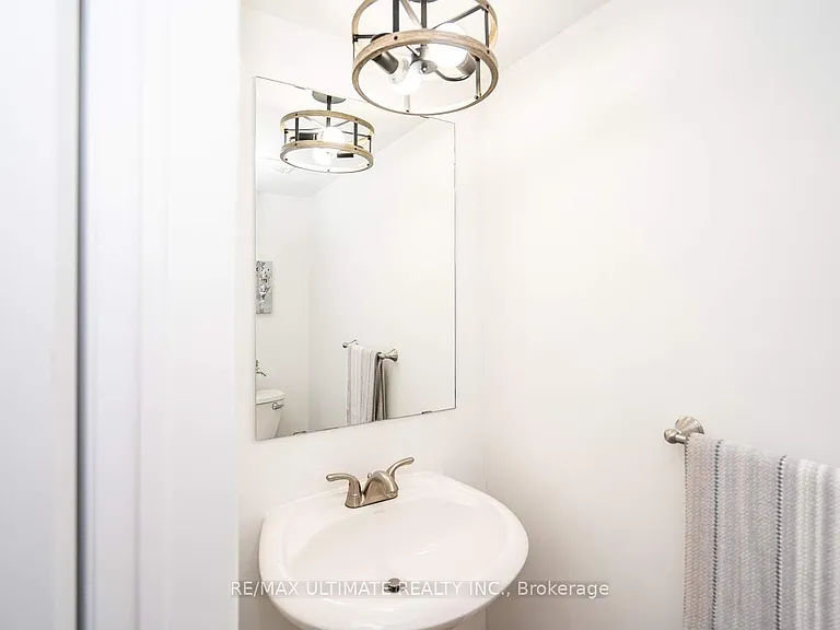 217 Marilyn St — Photo 15
