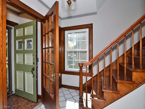 3rd image of 3548 Ingleside Rd