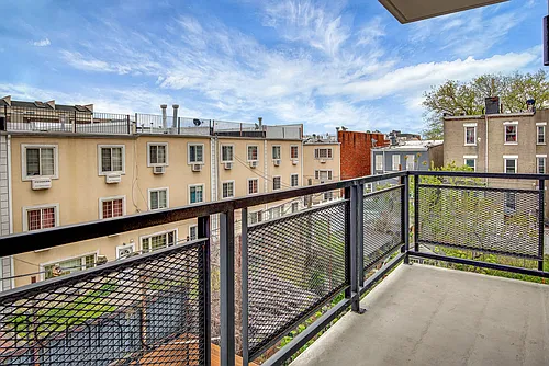 937 Rogers Ave #3F Photo 1