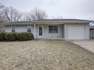 3303 W John St, Champaign, IL 61821