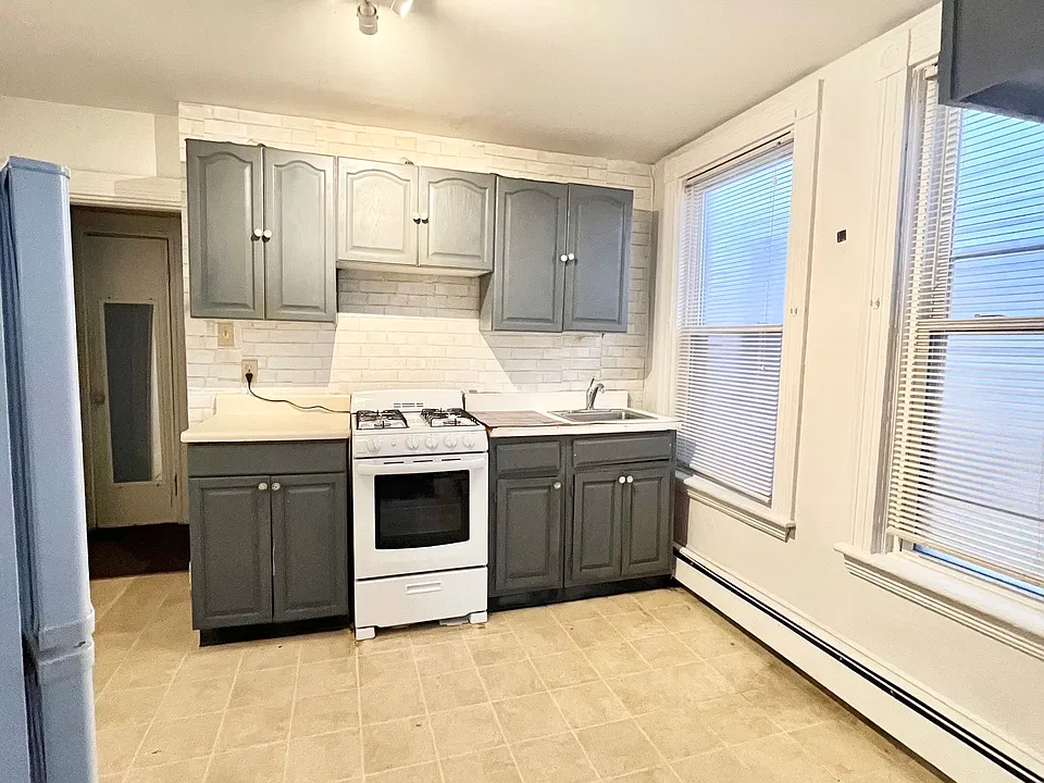 8 Parker Hill Ave #2