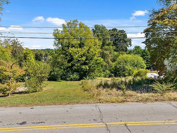 4th image of 1000 S Crest Rd