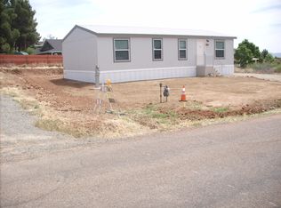 17472 E Bob White Rd, Mayer, AZ 86333