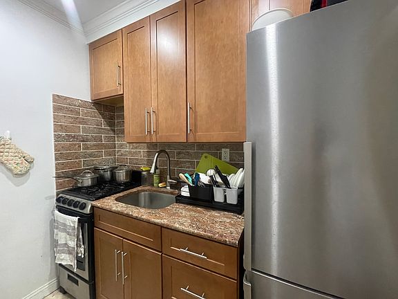 4th image of 145 W 85th St APT 2A
