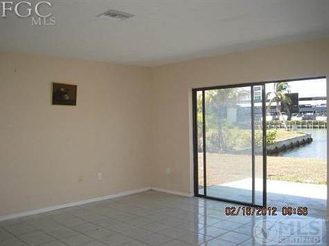 4th image of 808 Rose Ct