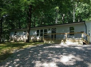 299 Hoover Rd, Nashville, IN 47448