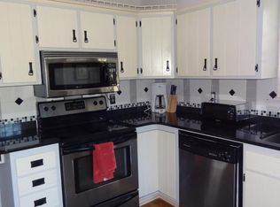 1404 E Center St APT 1, Rochester, MN 55904