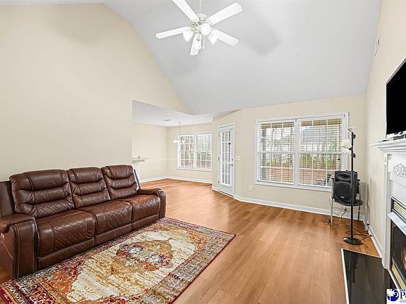 5th image of 1507 Rosedale St