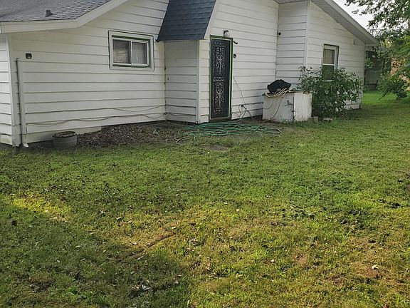2nd image of 431 N Crystal Ave