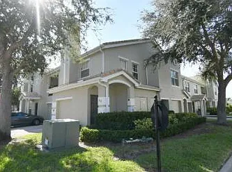 3 bed, 2.0 bath, 1467 sqft, $2,050 — Photo 1