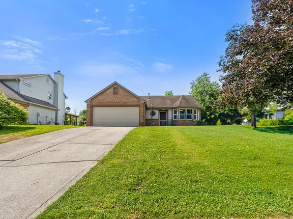 1015 Crimson King Pkwy, Mooresville, IN 46158