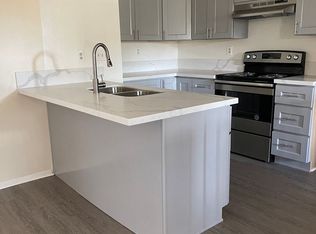 9046 Walnut St APT C, Bellflower, CA 90706