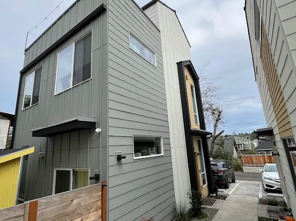 (undisclosed Address), Seattle, WA 98144