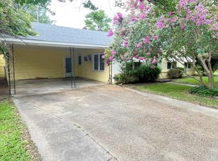 124 Kendall Dr, Belzoni, MS 39038