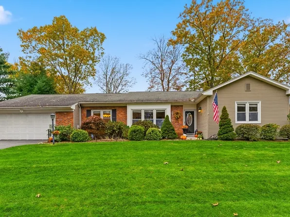 120 Inverness Ln, Longmeadow, MA 01106