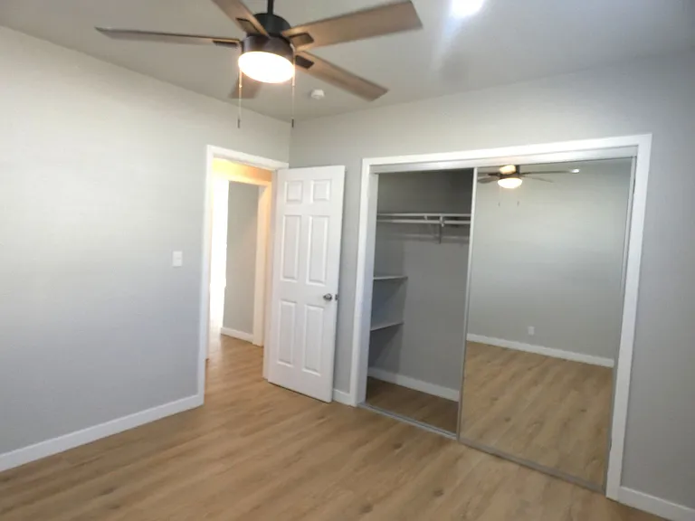 14327 Christine Dr — Photo 9