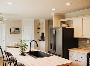 33 Slick Rock Rd, Leicester, NC 28748