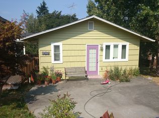 6625 Holly Pl SW, Seattle, WA 98136