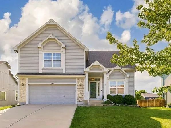 103 N Indian Wells Dr, Olathe, KS 66061